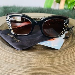 Krewe cute sunglasses black Multi sunglasses NEW